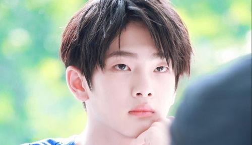 娱乐吃瓜酱雪王是谁啊,网络红人的崛起之路