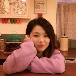 娱乐吃瓜酱爱情是什么,娱乐吃瓜酱视角下的爱情百态